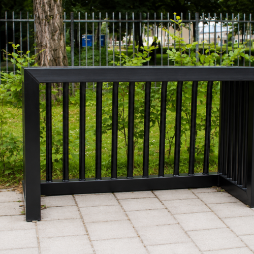Antivandalisme doel 1.2 x 0.8m 15 Zwart antivandalisme doel 1,2 × 0,8 meter van aluminium voor openbare ruimte